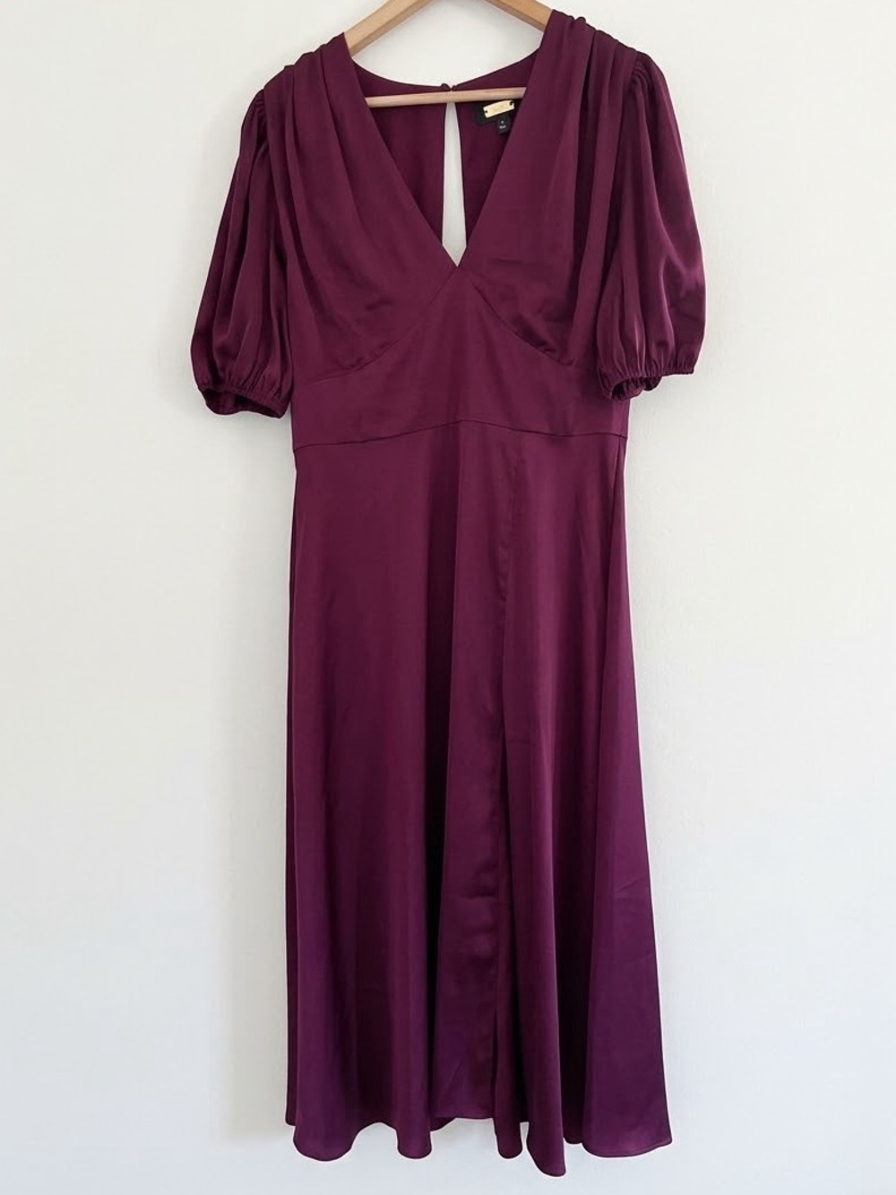 Alexia Admor Plum Purple Satin V-Neck Midi Dress Puff Sleeve Slit Size 8
